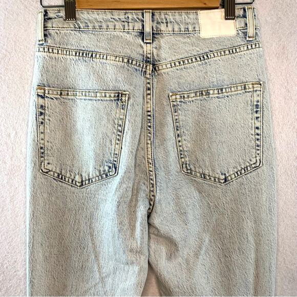 Zara‎ High Rise Distressed Jeans Sz 4 Acid Wash Slim Spilt Hem Light - Picture 6 of 14